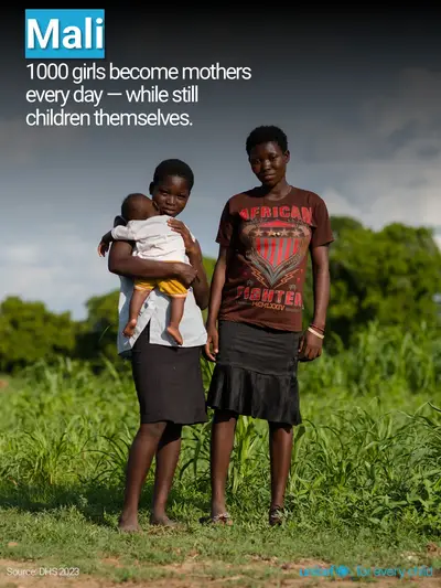 Adolescent motherhood tile for Mali, Photo · English