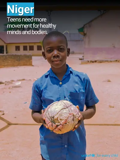 Adolescent physical activity tile for Niger, Photo · English