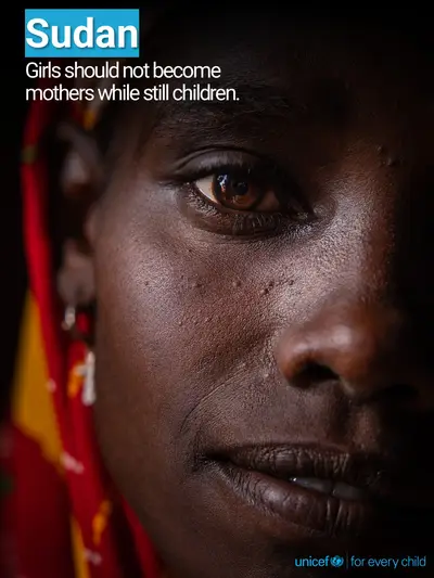 Adolescent motherhood tile for Sudan, Photo · English